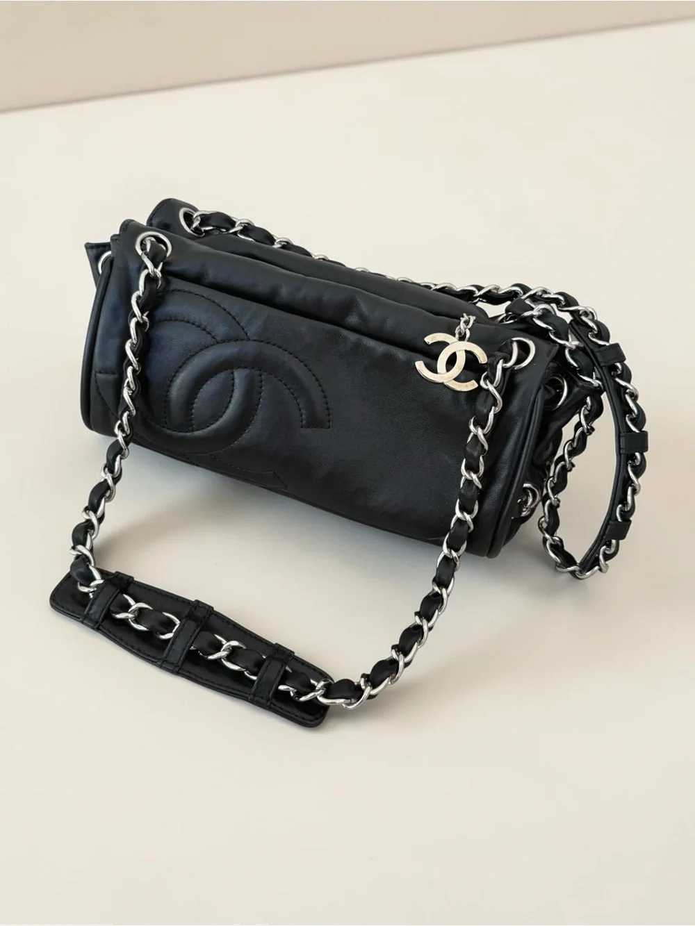 CHANEL 2006 Lux Ligne Accordian Shoulder Bag - Picture 10 of 15